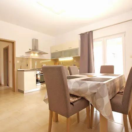 Apartament Stjepan 1573 Fažana