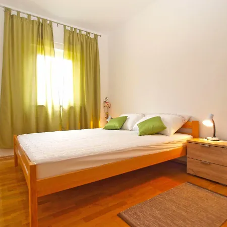 Apartament Stjepan 1573 Fažana